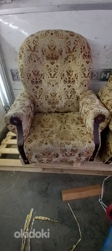 Антикварное кресло (фото #2)