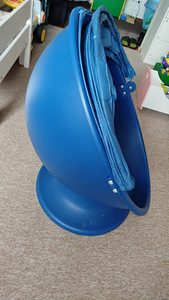 Laste IKEA pöörlev tugitool (1 foto / 3)