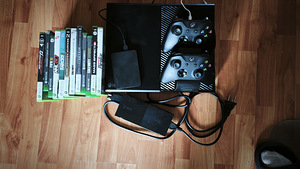 Müün Xbox One täiskomplekti. (1 foto / 1)