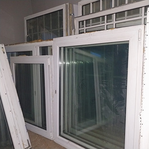Lietoti logi PVC/ окна б/у (7 фото из 10)