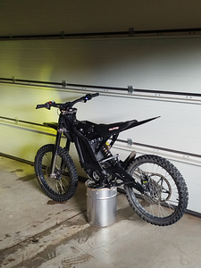 Surron Light Bee X 2023 (5 foto / 6)