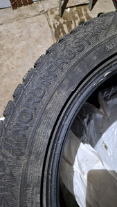 Talverehvid 225/55R18 naastrehvid (4 foto / 8)