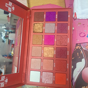 Meigipalettid Jeffree Star ORIGINAALID (5 foto / 5)