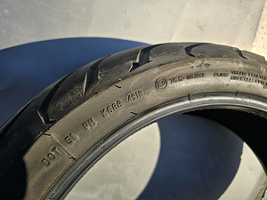 Мотоциклетные шины Pirelli Angel (4 фото из 8)