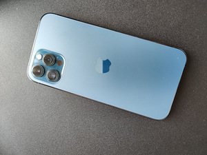 Apple iPhone 12 Pro Max (2 фото из 3)