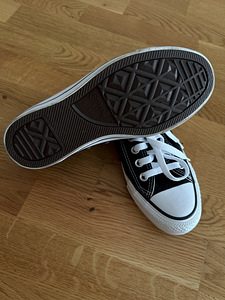 Converse (2 фото из 2)