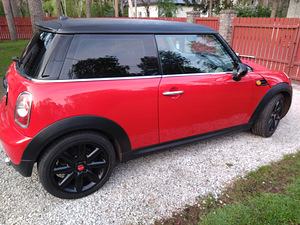 MINI One (2 фото из 9)
