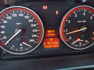 BMW 325XI (6 foto / 7)