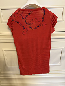 Футболка Guess (2 фото из 3)