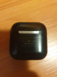 Juhtmevabad bluetooth kõrvaklapid (3 foto / 3)