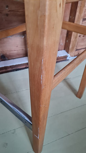 Stiilne puidust pukk- tool (5 foto / 6)