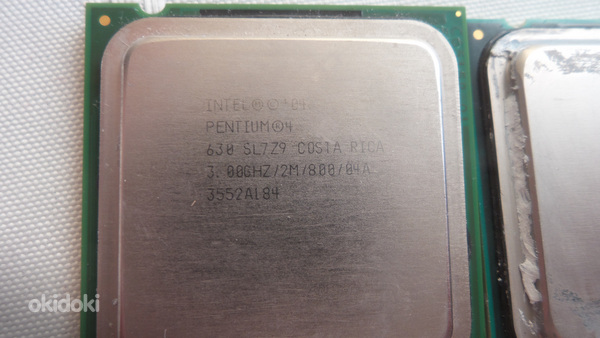 Pentium E5200 и 630 (фото #1)