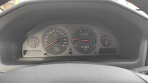 Volvo S60 2.4D 2003 (10 фото из 14)