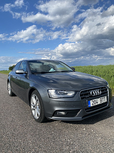 Audi a4 2012 2.0tdi Quattro (2 foto / 6)