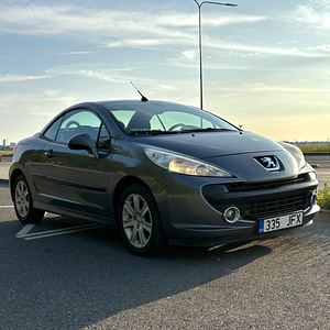Peugeot 207CC (5 foto / 10)