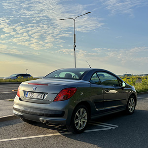 Peugeot 207CC (6 foto / 10)