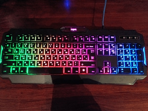Геймерская клавиатура / Gaming keyboard (4 фото из 4)