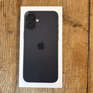 iPhone 16 - 128GB - UUS (3 foto / 3)