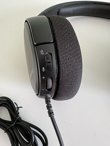 Müüa steelseries kõrvaklapid (5 foto / 5)