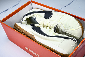 NIKE x JACQUEMUS MOON (4 фото из 8)