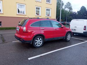 Honda CRV (3 фото из 4)