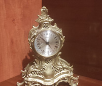 Продаю старинные часы