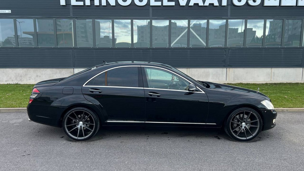 MERCEDES S-CLASS W221 4MATIC