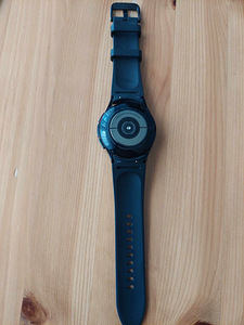 Galaxy watch 4 classic 42mm (2 foto / 3)