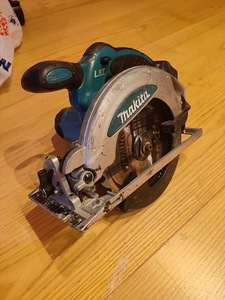 Makita (1 фото из 4)