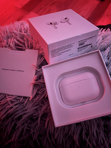 Airpods pro (3 foto / 6)