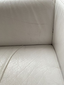 IKEA KLIPPAN valge kunstnahast diivan (5 foto / 10)