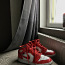 Nike Air Jordan 1 Red/White-Pollen "Barcelona" 9,5 (40) (foto #2)