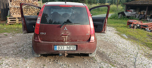 Mitsubishi colt (3 foto / 6)