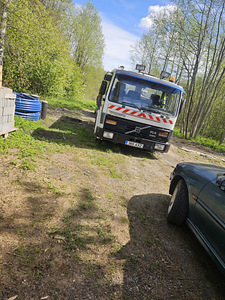 Грузовик Volvo (1 фото из 5)