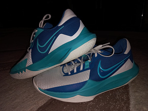 Баскетбольные кроссовки - Nike precision VI
