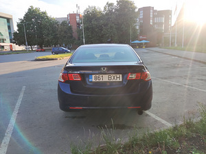 Honda Accord 2.2dti executive (4 foto / 12)