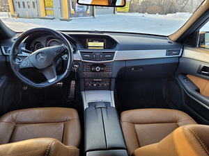 Mercedes benz e350 CDI 4Matic (1 foto / 12)