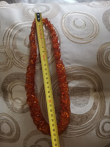 57 cm pikkune merevaigukaelakee (3 foto / 3)