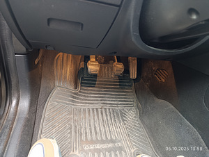 Ford Mondeo 3, 1.8b 2007 (12 фото из 13)