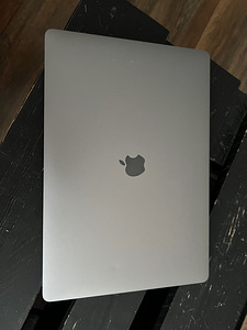 MacBook Pro 16, 2019, i9 2.3 8-core, 16gb , 1tb ssd (3 foto / 3)