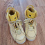 Желтые кроссовки Jordan (фото #1)