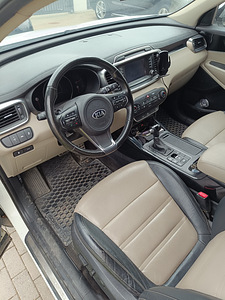 Kia sorento (3 фото из 5)