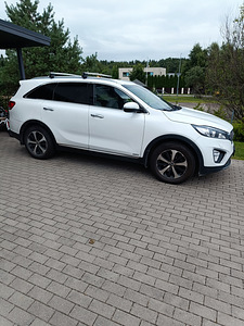 Kia sorento (4 фото из 5)