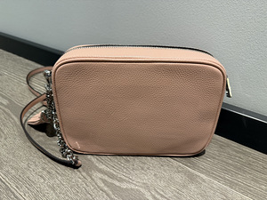 Michael Kors crossbody (3 foto / 4)