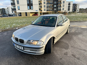Winter beater BMW 320i (8 foto / 15)