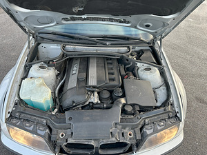 Winter beater BMW 320i (11 foto / 15)