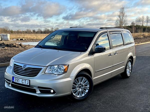 Lancia Grand Voyager PLATINUM LIMITED EDITION STOW & GO 2.8CRD (фото #3)