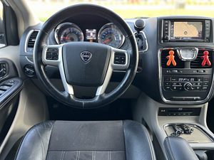 Lancia Grand Voyager MY2016 PLATINUM STOW&GO 2.8CRD Vahetus (12 foto / 15)