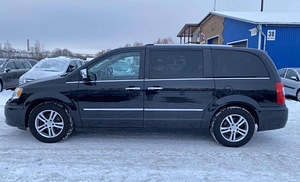 Lancia Voyager GRAND PLATINUM FACELIFT MY 2014 (5 foto / 15)