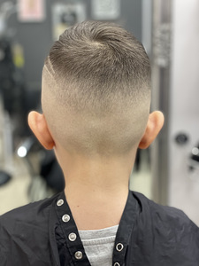 Tööta juuksurina, barber. (2 foto / 2)